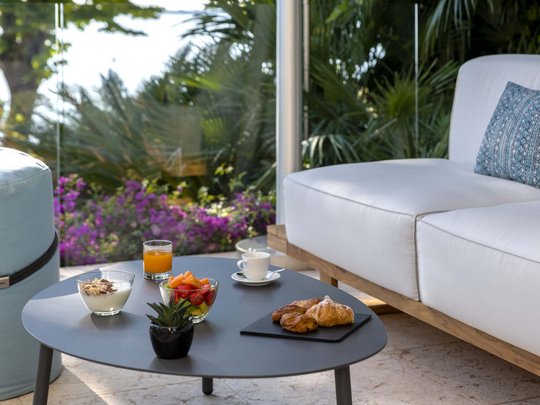 Villa Rosa Hotel: Belvedere Lounge Lake Garda, hotel with pool & Belvedere Lounge