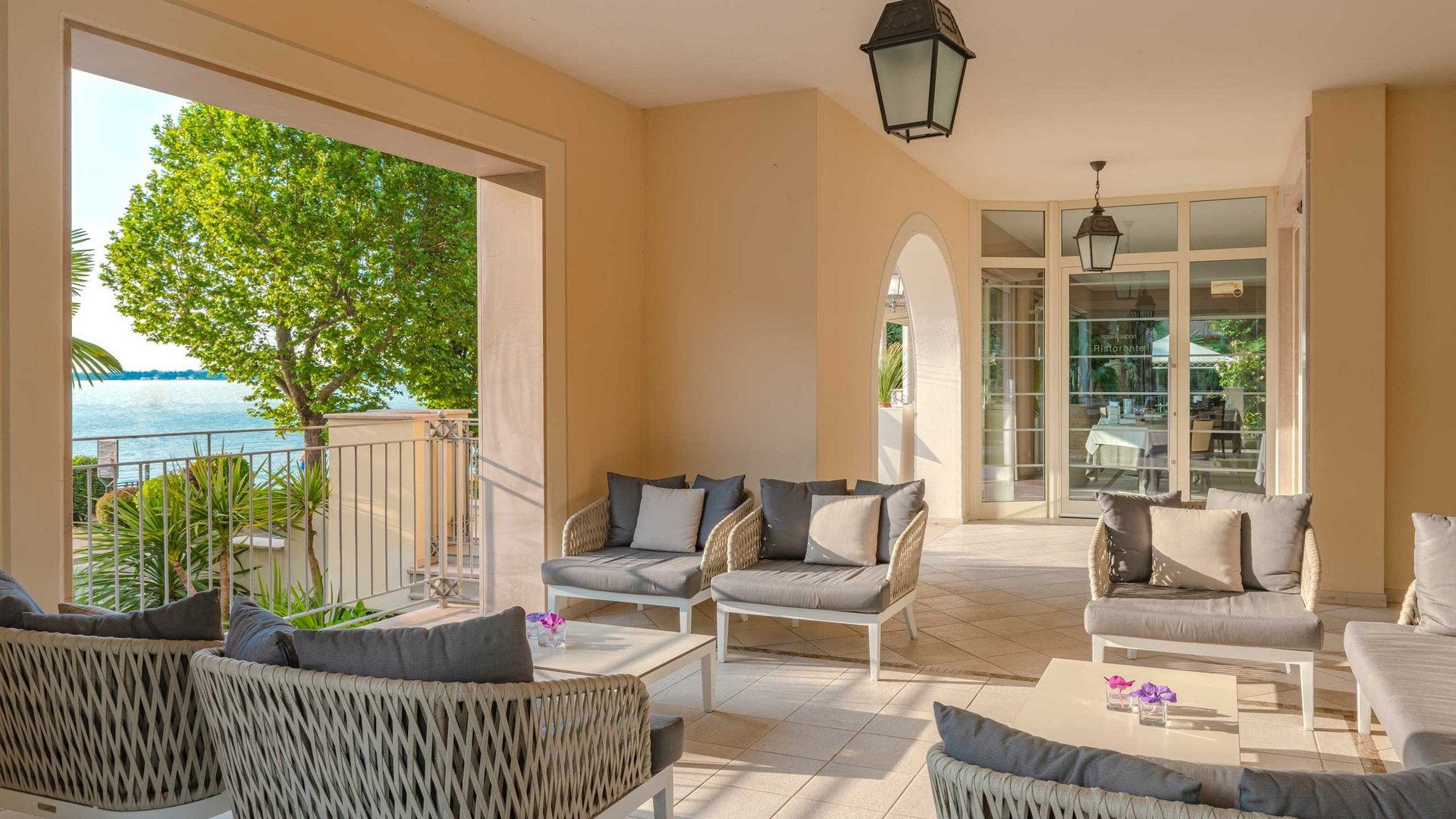 4-star Hotel on Lake Garda: a wonderful vacation 4-star Hotel on Lake Garda: a wonderful vacation