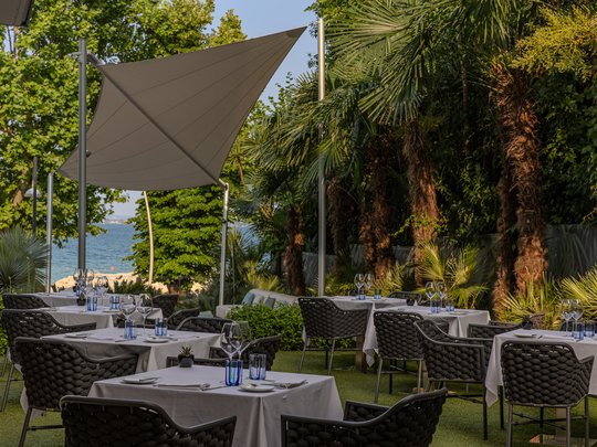 Hotel am Gardasee mit 4 Sternen: Restaurant Rose & Sapori Hotel am Gardasee mit 4 Sternen: Restaurant Rose & Sapori
