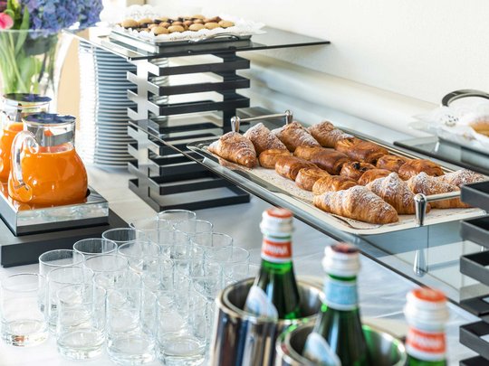 Conference hotel in Italy: Villa Rosa Conference hotel in Italy: Villa Rosa